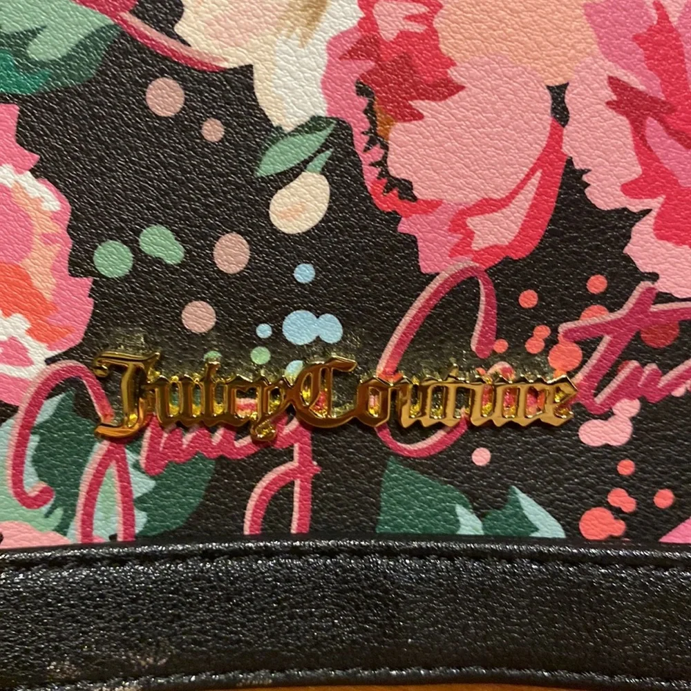 NWT Juicy Couture black with pink floral pattern crossbody purse - Picture 2 of 10